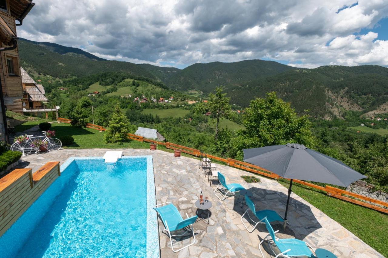 Appartement Neva Sobe Sa Pogledom Na Planine à Mokra Gora Extérieur photo