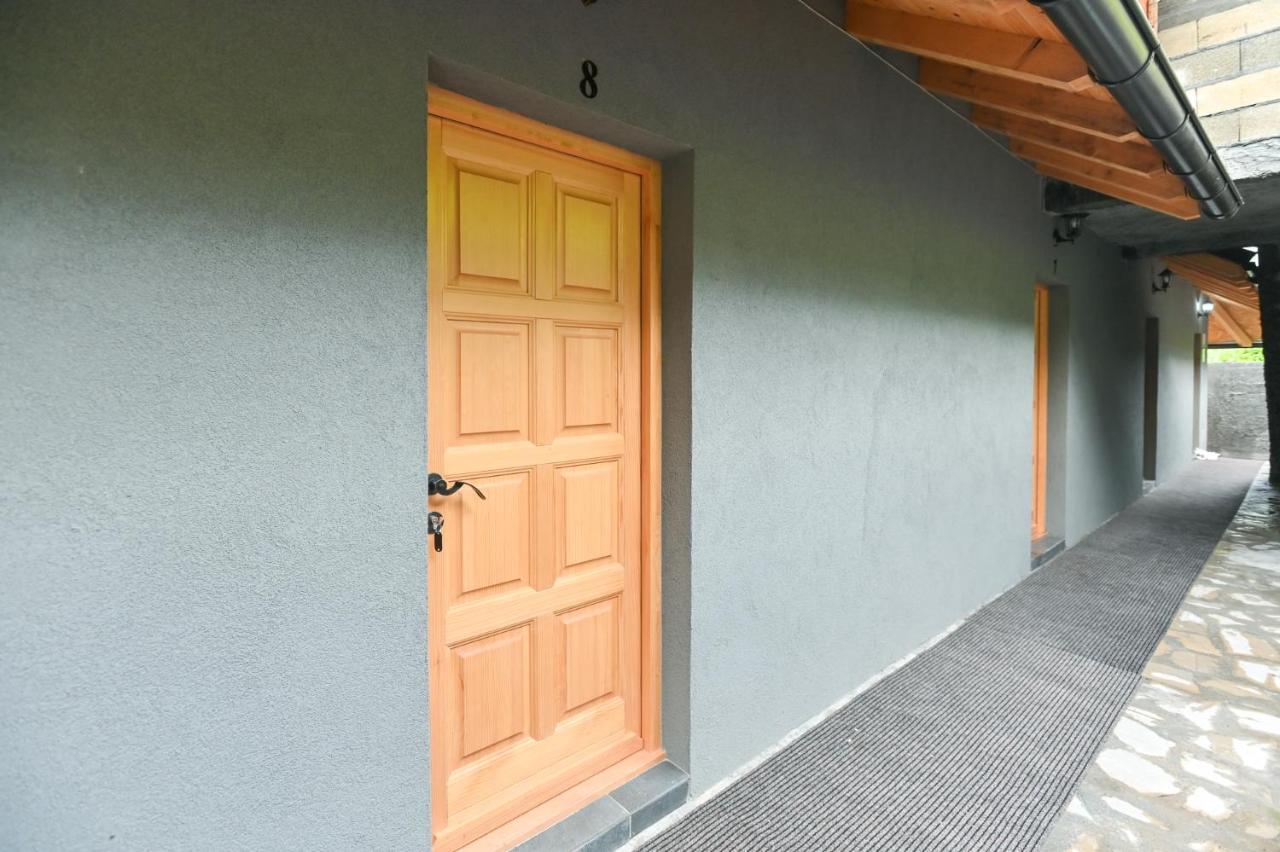Appartement Neva Sobe Sa Pogledom Na Planine à Mokra Gora Extérieur photo